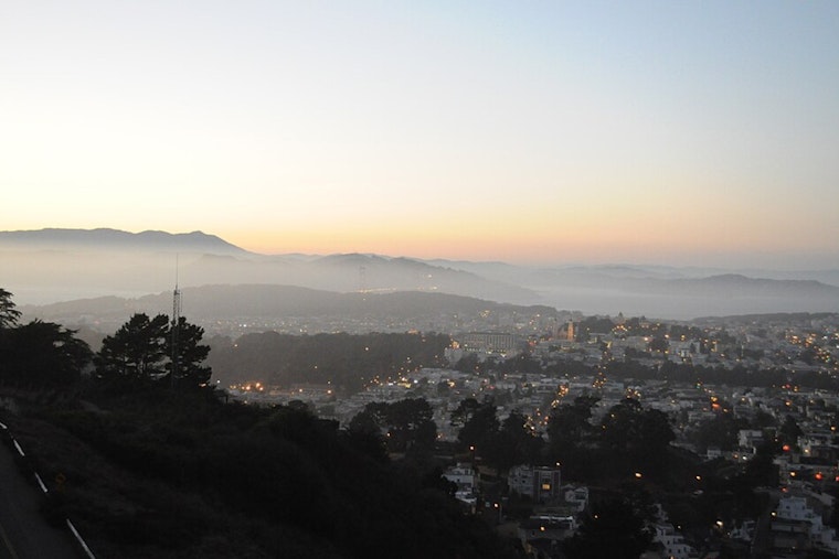 Foggy Morning, Sneaky Waves: San Francisco Braces for Minor Flooding and Rough Surf