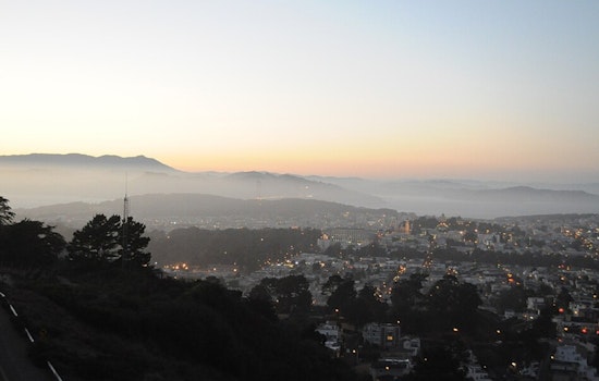 Foggy Morning, Sneaky Waves: San Francisco Braces for Minor Flooding and Rough Surf