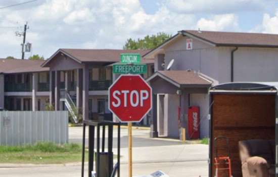 Freeport Street Horror as Man Found Beaten Dead as Harris County Deputies Swarm Block