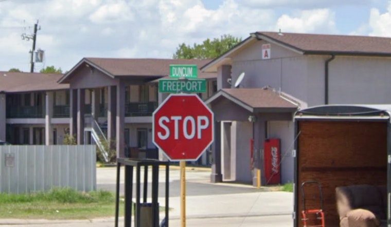 Freeport Street Horror as Man Found Beaten Dead as Harris County Deputies Swarm Block