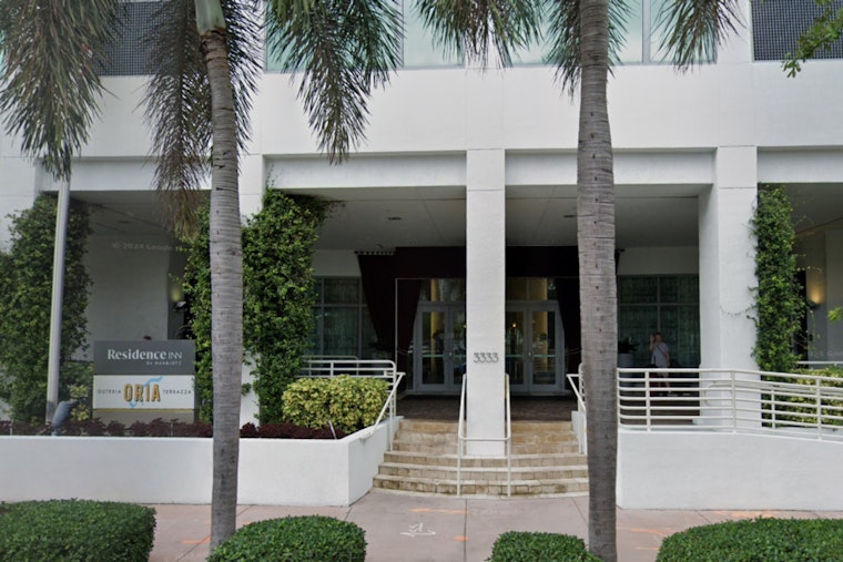 G&B Dockside Reels In Fort Lauderdale’s Boat Crowd At Intracoastal Hotel
