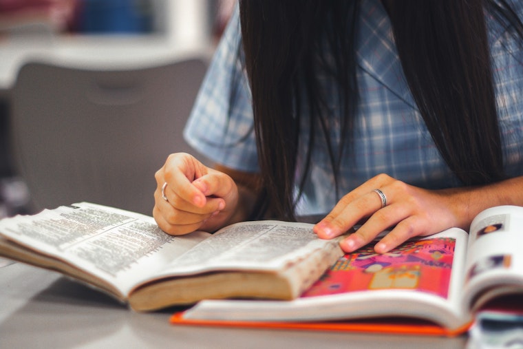 Georgia Reading Crisis Blamed On Blurry Vision As Lawmakers Push School Eye Checks