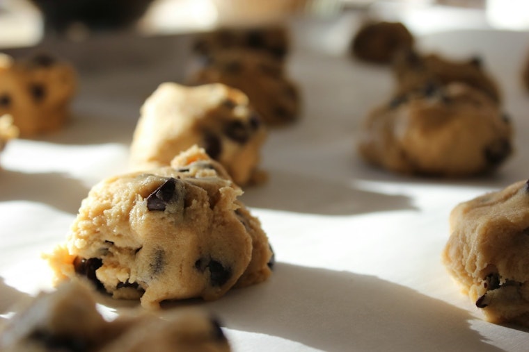 Giant Fudgy Cookies To Pack Tiny WeHo Walk-Up Window