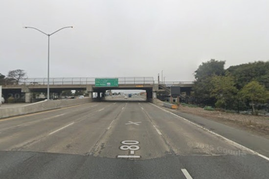 Glow-Stick Rebellion: Berkeley Overpass Dance Party Shakes Up I-80 Commute