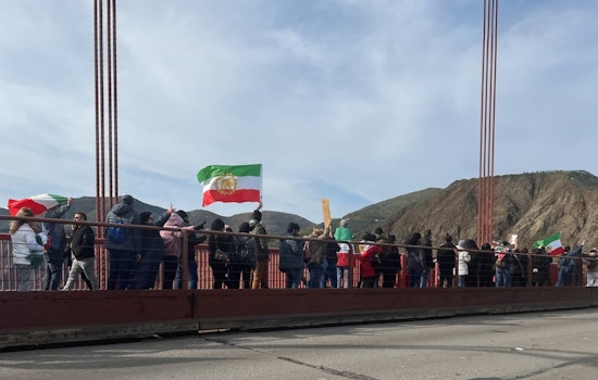 Golden Gate Bridge Turns Into Protest Line as 25,000 Rally for Change in Iran