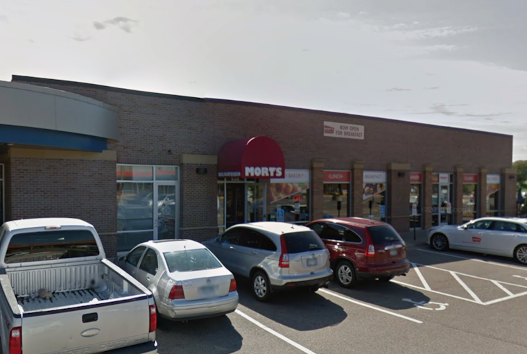 Golden Valley Strip Mall Scores Sizzling New Spot With Kitchen and Rail and the Mort