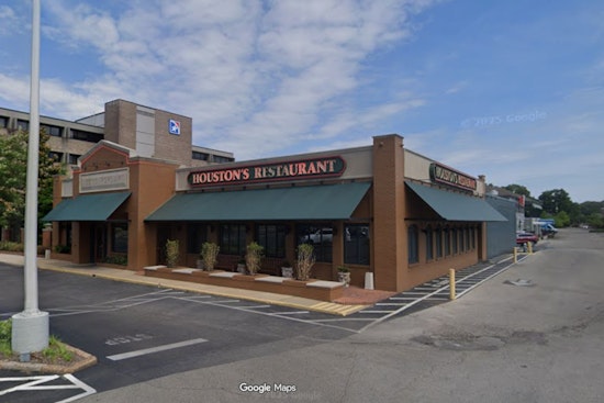 Goodbye, Houston’s: Crews Wreck East Memphis Icon On Poplar