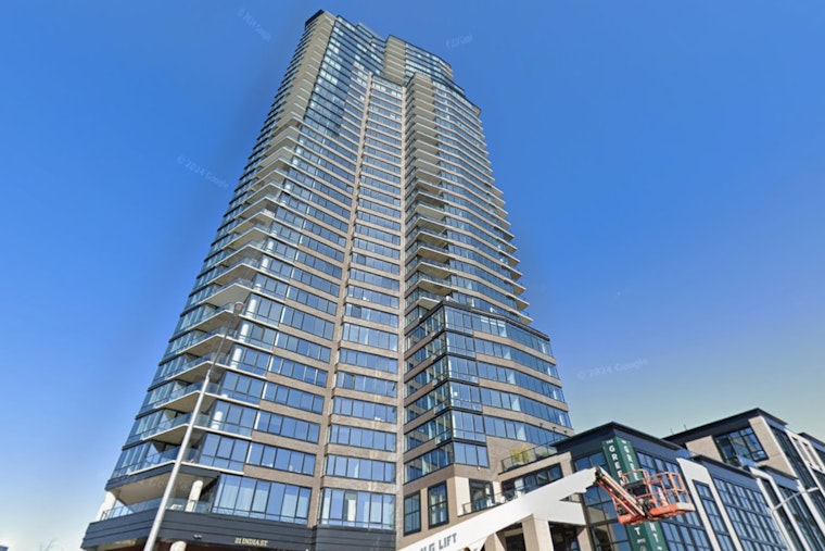 Greenpoint Waterfront Towers Snag $450M Refi Jolt From Ares