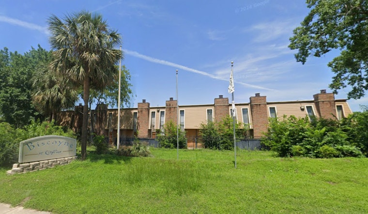 Greenspoint Eyesore Biscayne Apartments Finally Meet The Wrecking Ball
