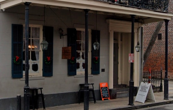 Guards Bathroom Blunder Leaves Rifle Behind in New Orleans Hotel