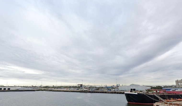 Gulf Storms Rattle Tampa Bay As NWS Orders Boaters To Duck Into Harbor Off Englewood