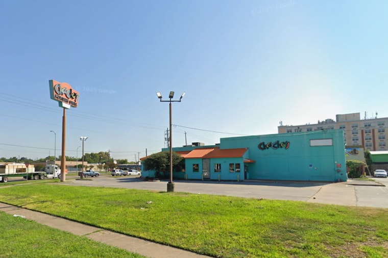 Gunfire Erupts At North Houston Chacho’s After Service Snub