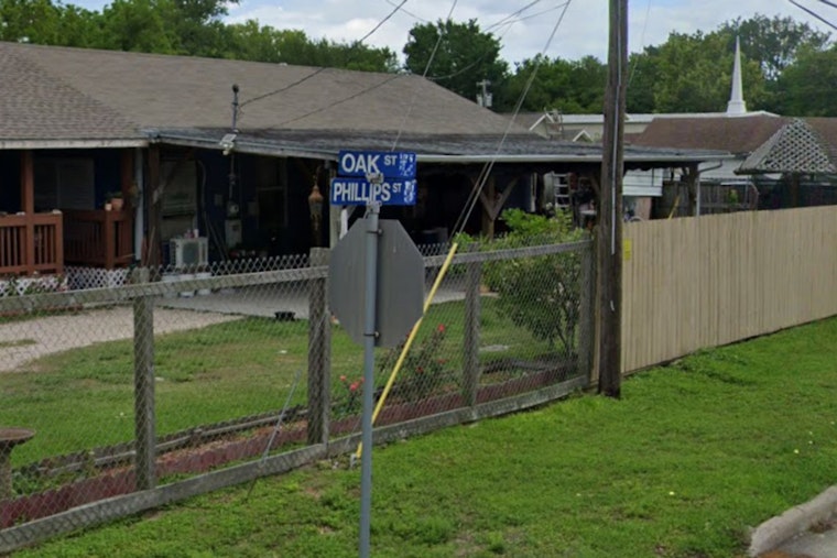 Gunfire On Oak Street as Man Dies After 3 A.M. La Marque Shooting