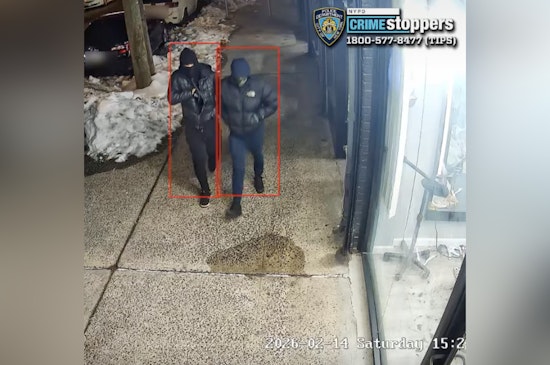 Gunpoint Heist Inside Norwood Bainbridge Shop Targets Two Customers