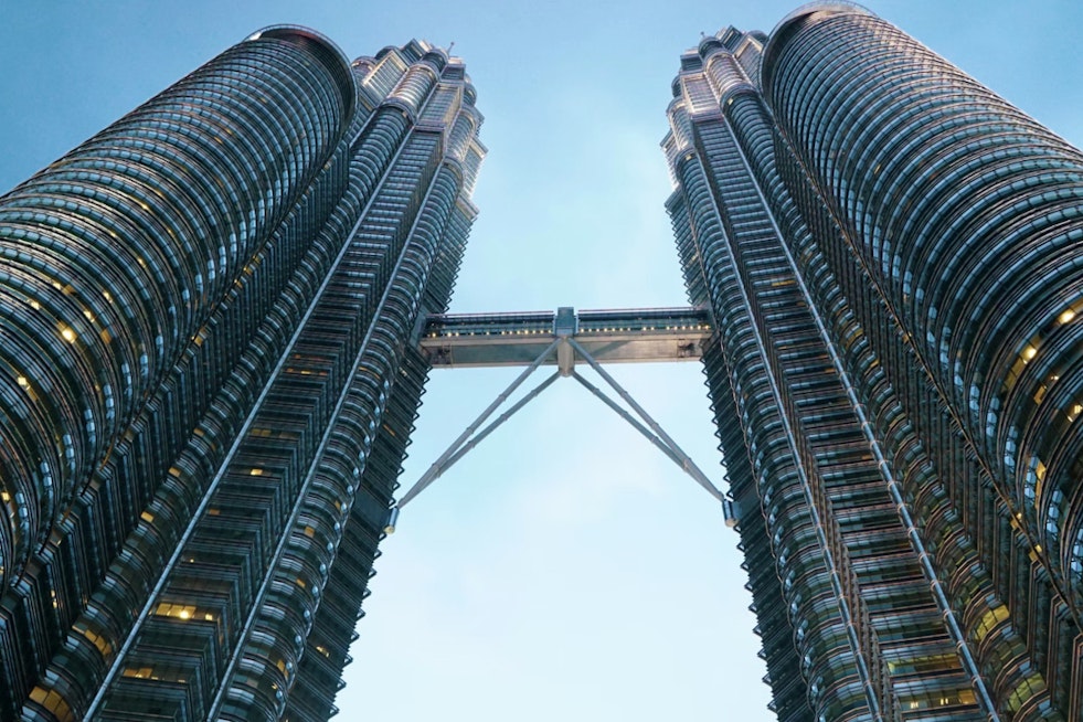 Half-Empty Gateway Tower Falls Into Receivership In Downtown St. Louis