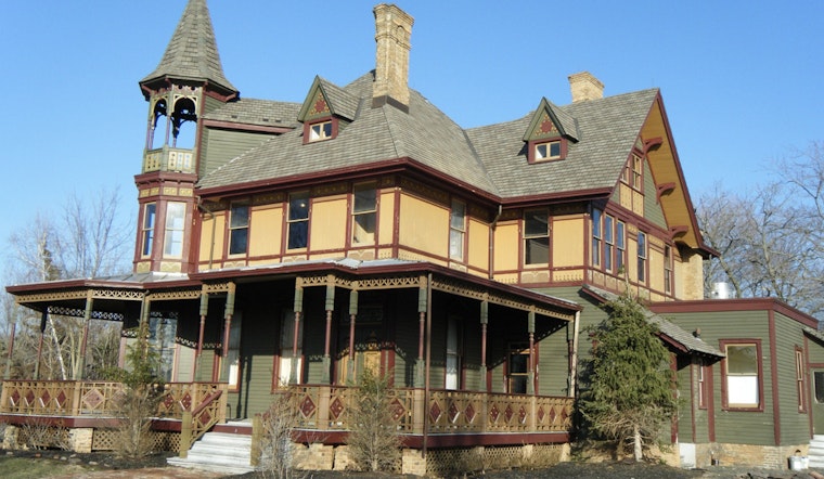 Haunted Kreischer Mansion Scores Green Light For Backyard Party Hall