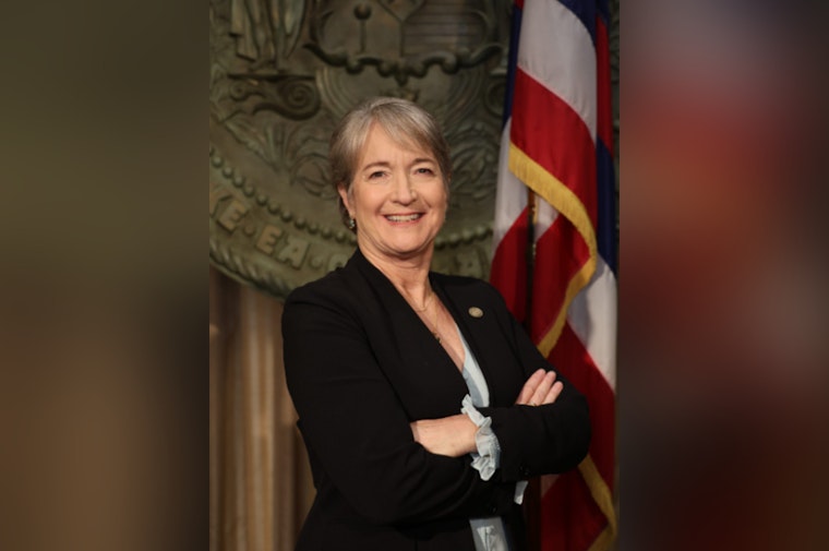Hawaii AG Rallies 40-State Legal Blitz To Shield Kids Online