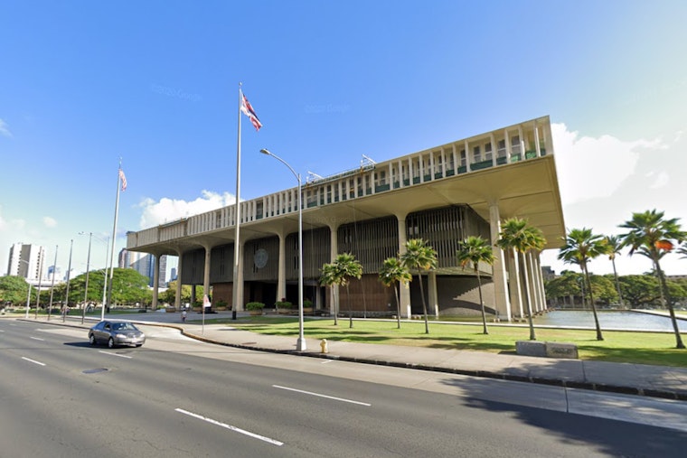 Hawaii Bill Targets Private Real Estate Listings