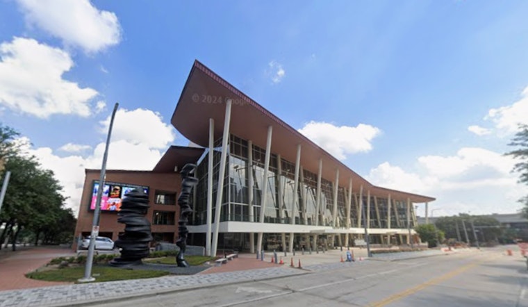 Hello Houston Turns D.C. Firestorm, EPA Rollback and Hobby Center Hits Into Must-Hear Radio