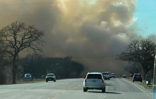 Hill Country Brush Blaze Shuts Down U.S. 290 Near Fredericksburg