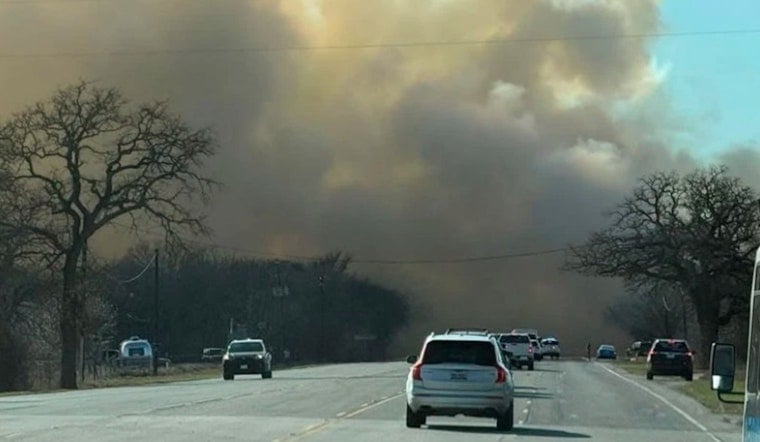 Hill Country Brush Blaze Shuts Down U.S. 290 Near Fredericksburg