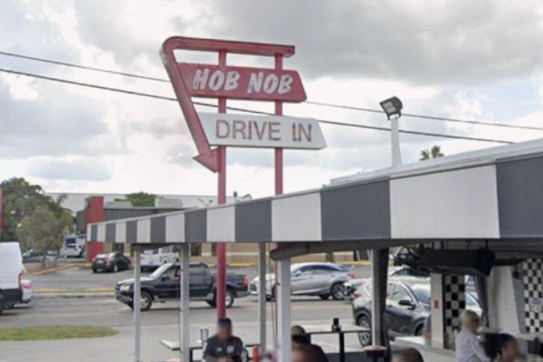 Hob Nob Drive-In Sizzles Back To Life Under New Sarasota Owners