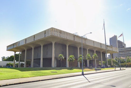 Honolulu Beach Showdown As Lawmakers Weigh Erosion Bills That Could Hand Sand To Homeowners