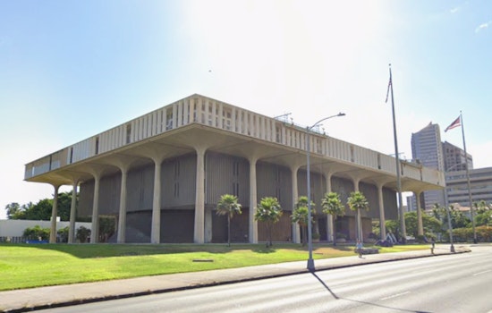 Honolulu Beach Showdown As Lawmakers Weigh Erosion Bills That Could Hand Sand To Homeowners