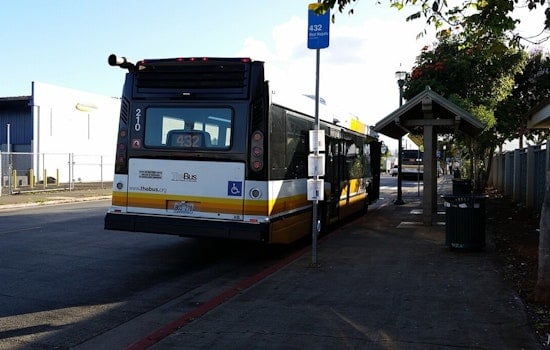 Honolulu Pol Pushes 'No Sleep' Zones At Bus Stops