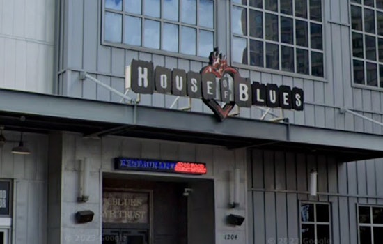 House Of Blues Books ‘Right Side’ Comics, Houston Isn’t Laughing Online