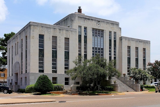 Houston Courthouse K2 Handoff Leaves Defense Lawyer Claiming He Was Duped