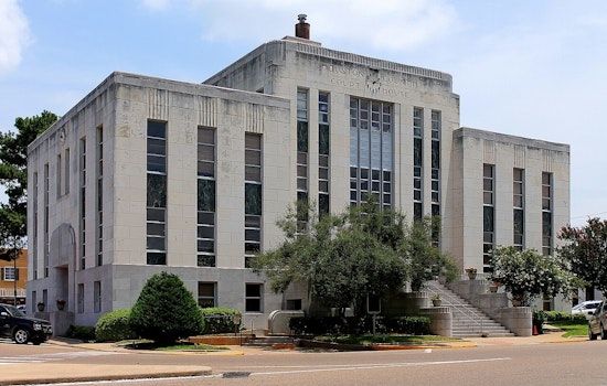 Houston Courthouse K2 Handoff Leaves Defense Lawyer Claiming He Was Duped