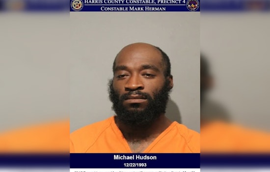 Houston Shell Clerk Whacked With Chain, Cops Say, Suspect Jailed