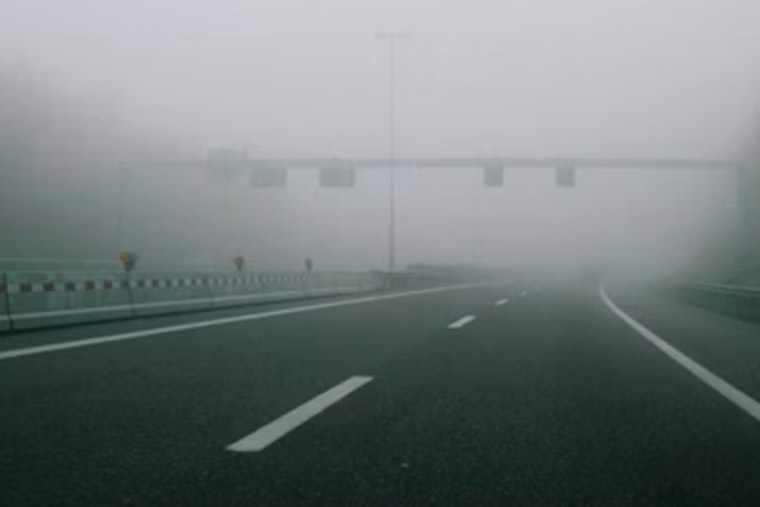 Houston Wakes Up in Foggy Soup as Commutes Crawl