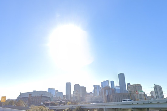 Houston Winds Howl As February Warmup Cranks Toward Near-Record Heat