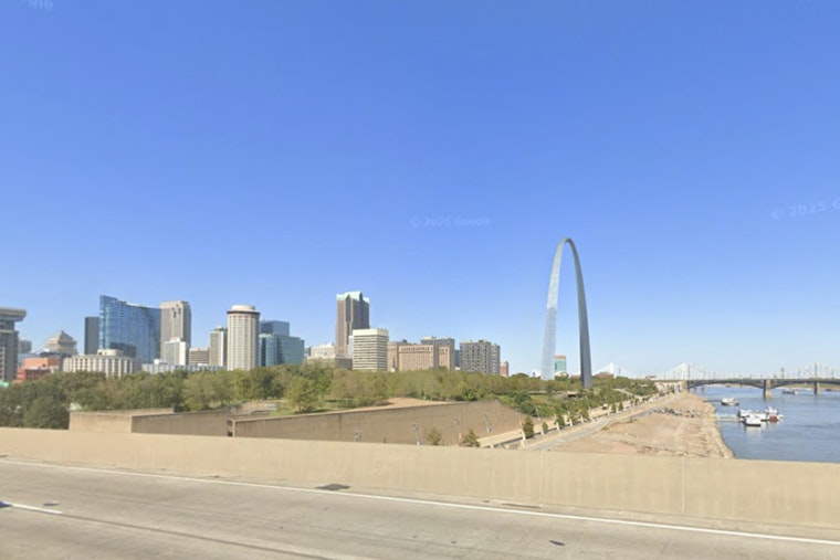 Howling Northwest Winds Turn St. Louis Into A Deep Freeze