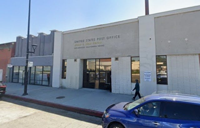 Hyde Park Gas Leak Scare Sickens 20 at La Tijera Post Office