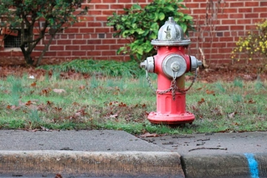Hydrant Horror As Blaze Wipes Out Houston Vet’s Home Of 50 Years