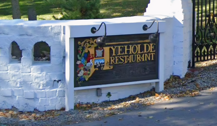 Hyeholde Opens Tavern in Moon Township for Fireside Dining