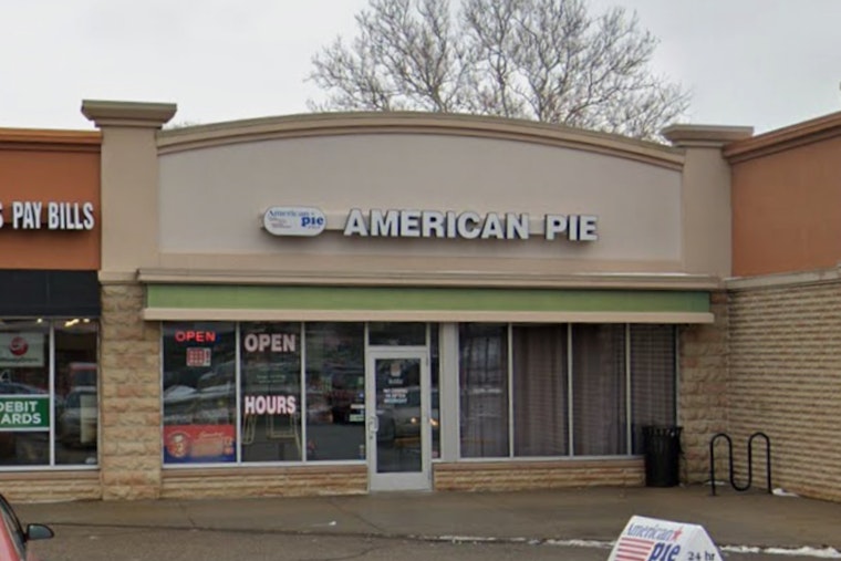 ICE Deports Co-Owner, But Richfield Pizza Joint Refuses To Fold