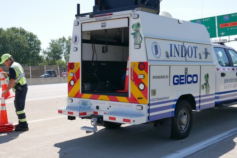 INDOT Celebrates Commitment of Hoosier Helpers Sponsored by GEICO During February Appreciation