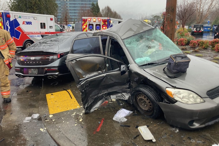 Island Crash Near Portland Leaves 3 Hurt, One in Critical Condition