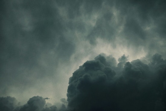 Jacksonville Braces for Turbulent Weather as Gusty Winds and Thunderstorms Approach