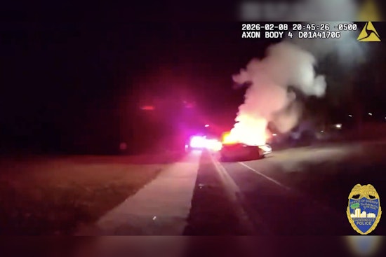 Jacksonville Cop Hauls Woman From Flaming Wreck After Baby Snatched In Carjacking