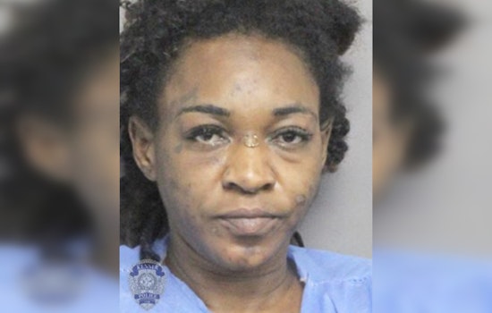 Kenner Police Uncover Hidden Drugs During Traffic Stop as Que Rinda Austin Faces Multiple Charges