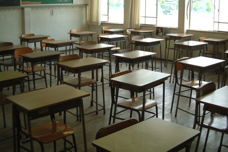 Kids Cook In Class As Milwaukee Schools Swelter In Broken-Down Heat