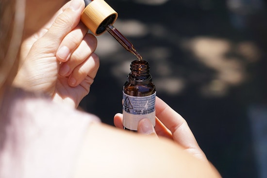 Knoxville Sisters Fear New Tennessee Hemp Rules Limit CBD Access