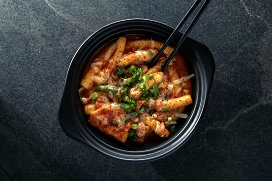Koreatown Sugar Rush as Chung Dduk Brings Seoul Rice Cake Fame to Midtown