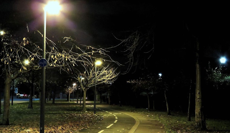 L.A. Council Plots Power-Pole Streetlight Comeback