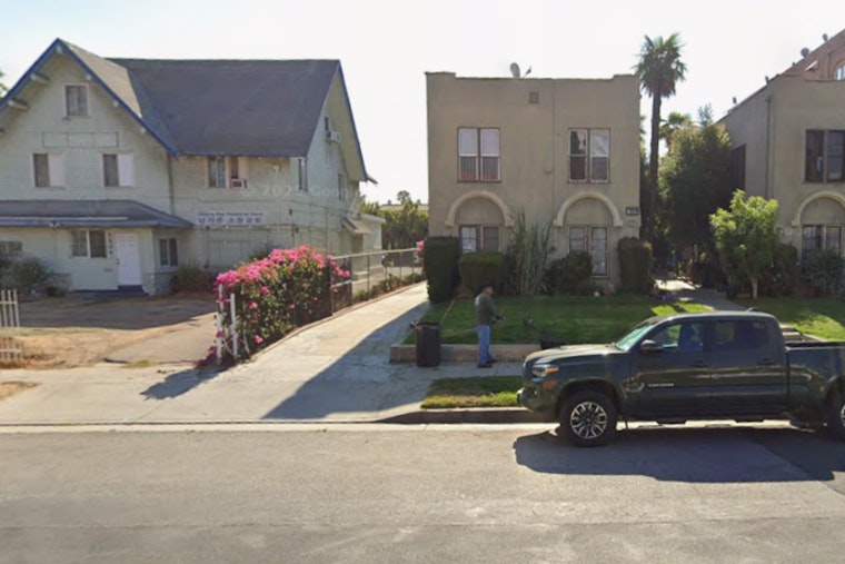 LAFD Races To Wilton Place Blaze In Arlington Heights